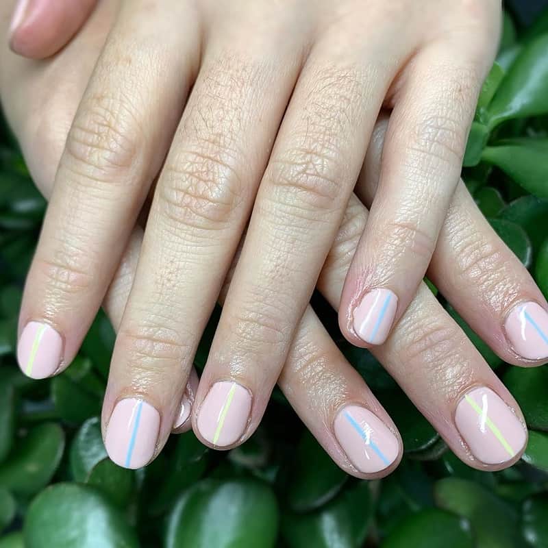 pink nail designs with lines