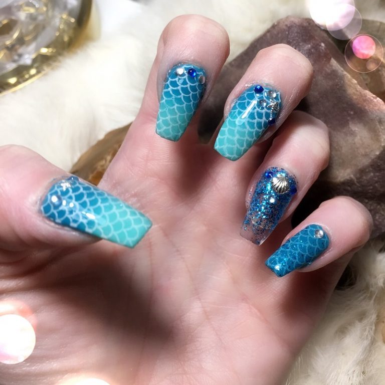 25 Epic Mermaid Nail Designs to Rejuvenate Under The Sea Vibe