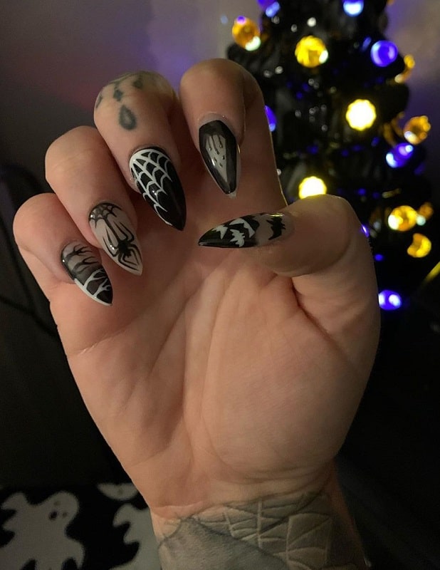 fake nail halloween designs