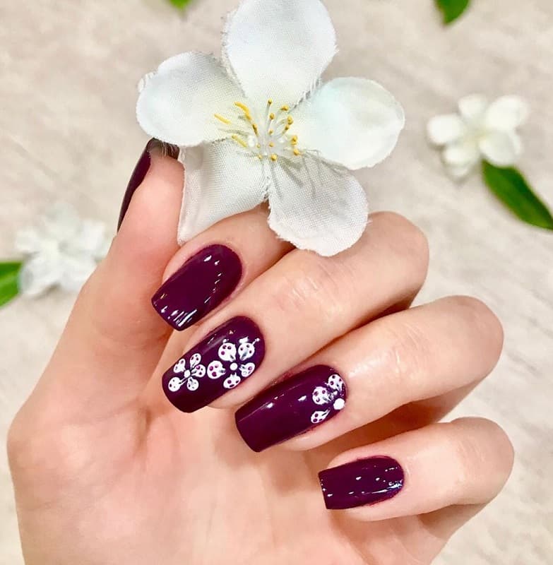 burgundy fall nail designs