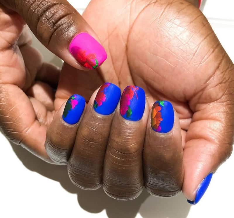 royal blue and pink nails