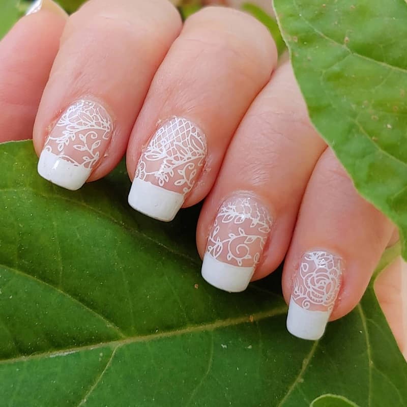 lace french tip nails