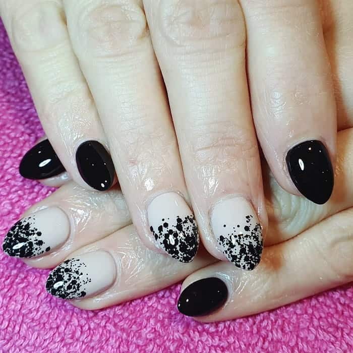 81 Boldest Black Nail Designs to Stand Out of The Crowd