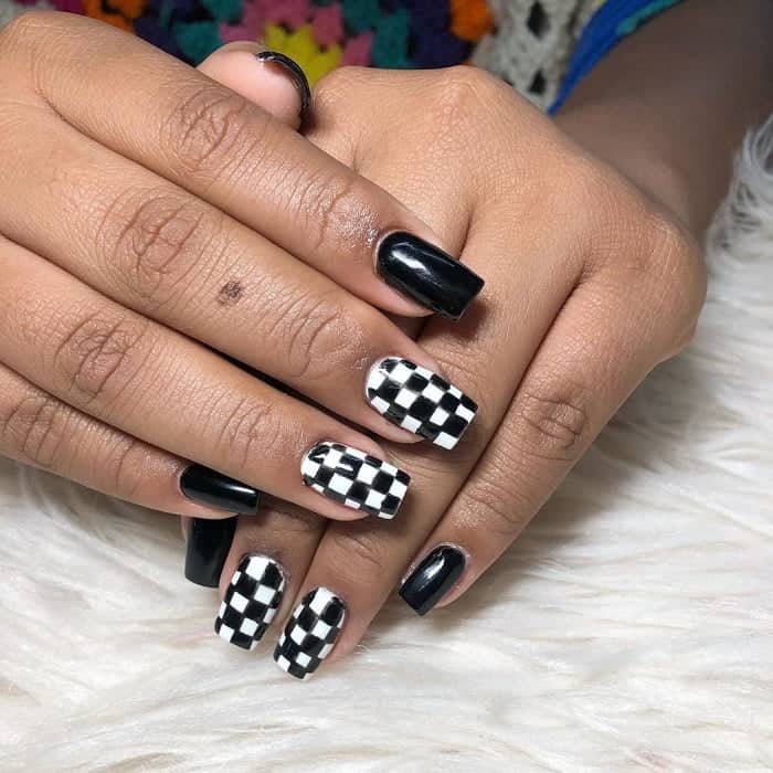 60 Breathtaking Black & White Nail Designs for Glamour Girls