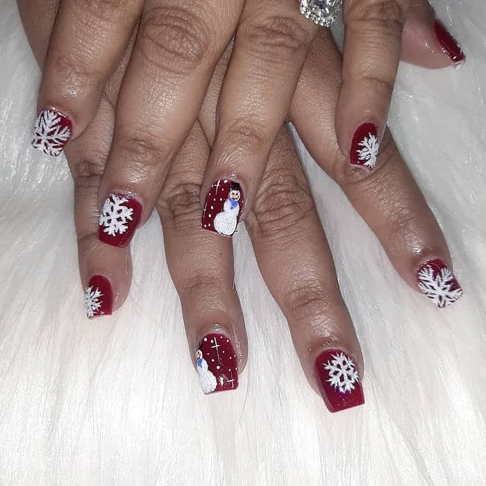 Christmas Accent Nails