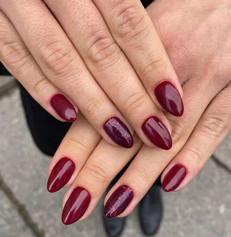 dark red nails