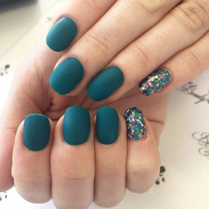 dark teal nails