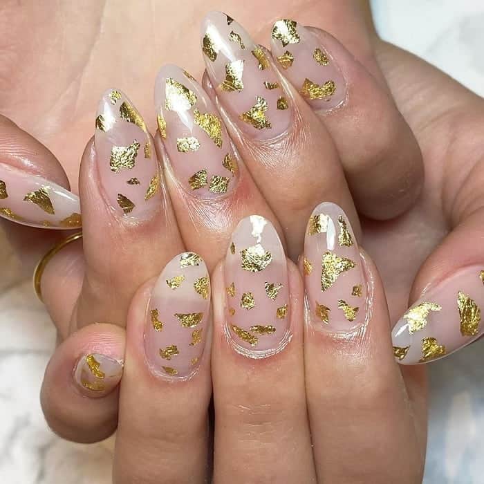 nail design ideas gold flakes｜TikTok Search