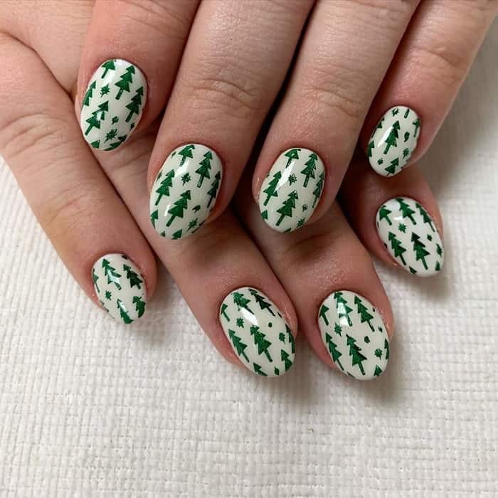 Green And White Nails