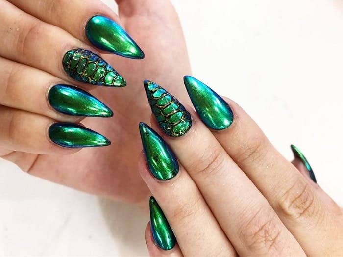 45 Gorgeous Green Nail Designs 2021 Trends NailDesignCode   Green Chrome Nails 