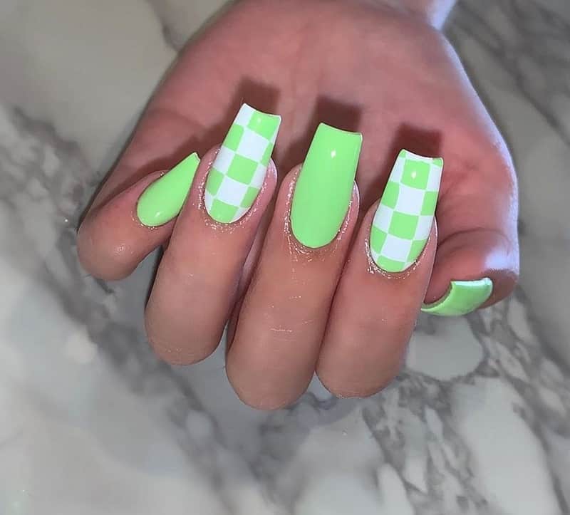 35 Soothing Lime Green Nail Designs to Die for – NailDesignCode