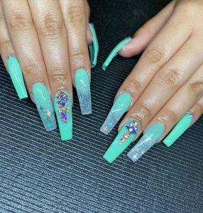 41 Teal Nail Designs You'll Fall In Love With (2024) – NailDesignCode