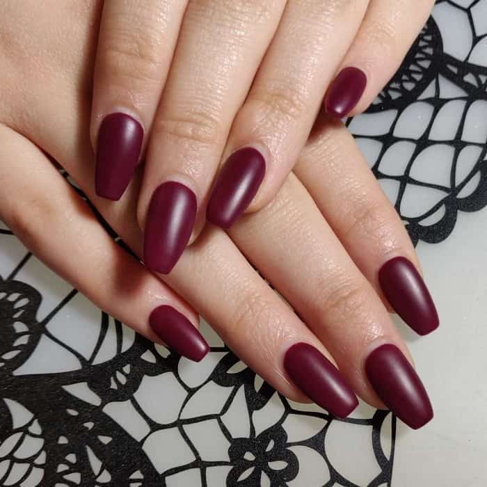 matte maroon coffin nails