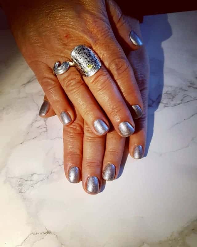 matte silver nails