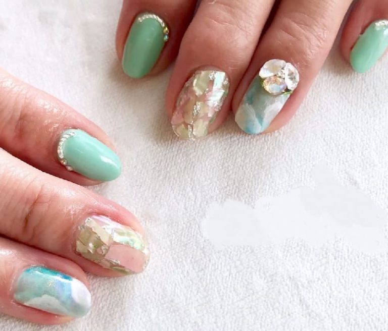 40 Mint Green Nail Designs to Make Heads Turn (2024 Trends)