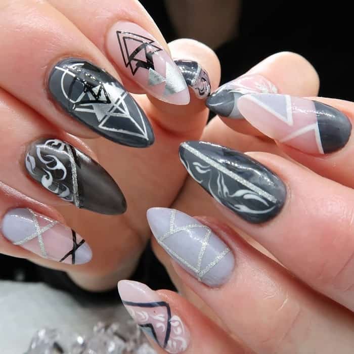 nail design with silver lines