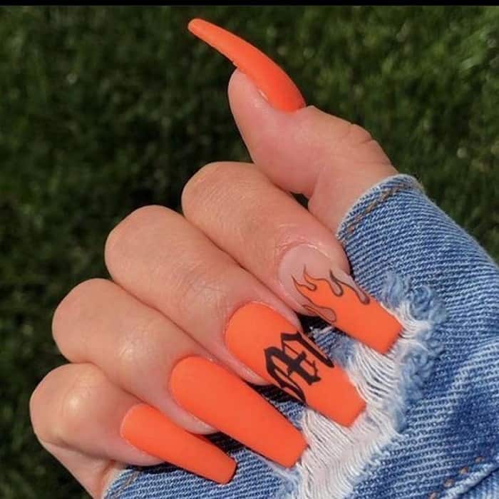 61 Vibrant Orange Nail Designs to Capture All The Attention