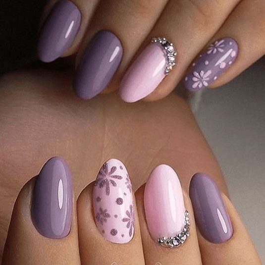 75 Oval Shaped Acrylic Nail Designs for Nail Lovers