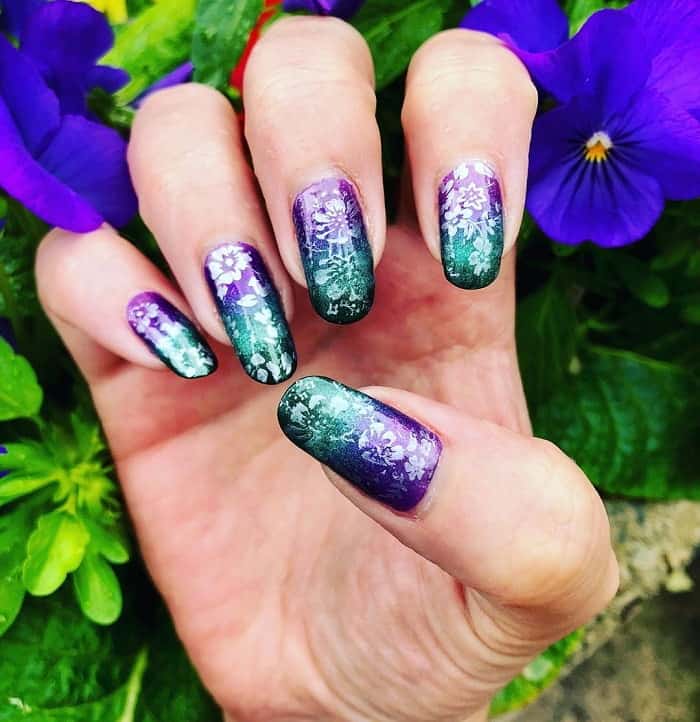 light purple nails design