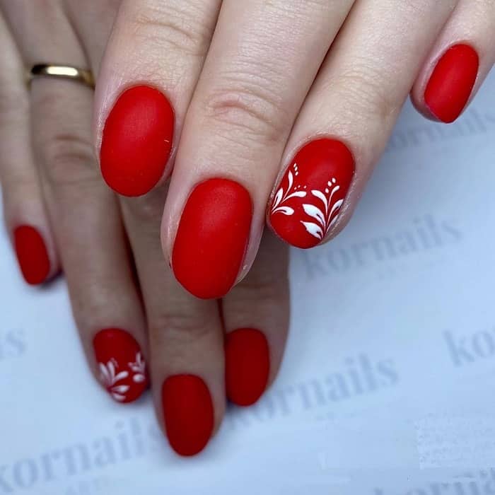 Red Accent Nails