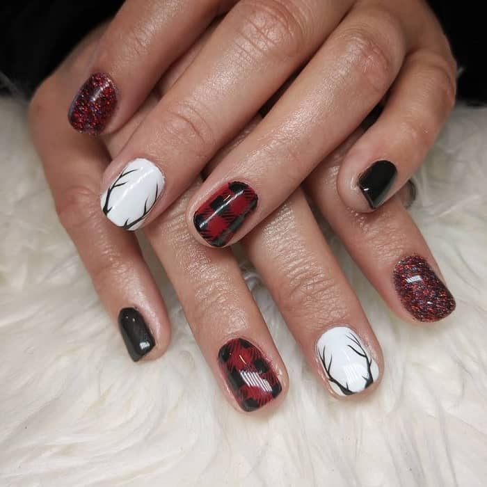 Red Black And White Nail Design