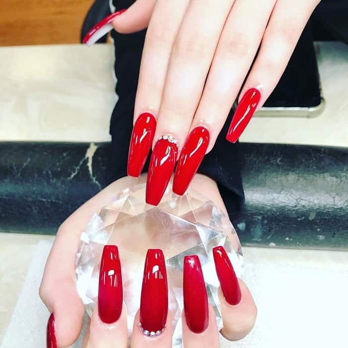 red coffin nails