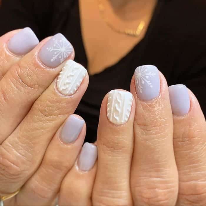 snowflake acrylic nails