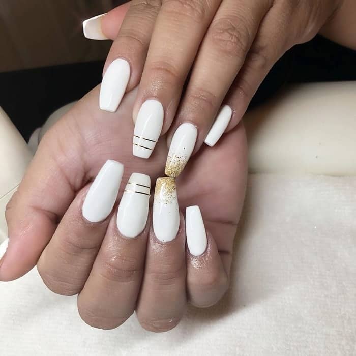 80 Striking White Nail Designs For 21 Naildesigncode