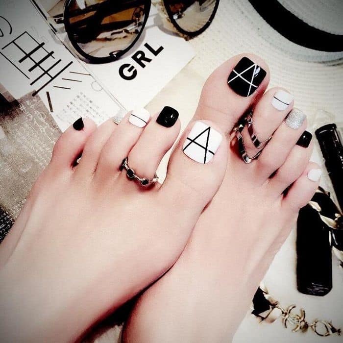 88 Fashionable Toe Nail Designs to Try in 2023 in 2023 – NailDesignCode