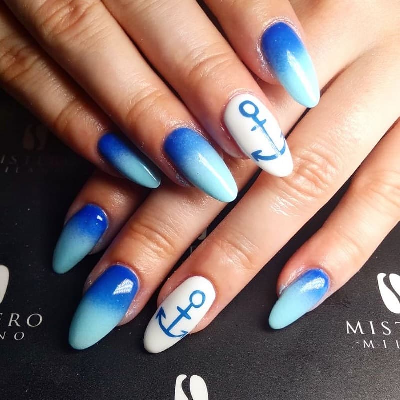 nautical ombre nail design