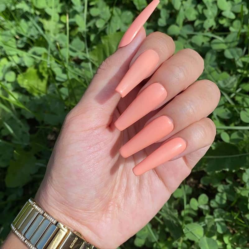 bright peach nails