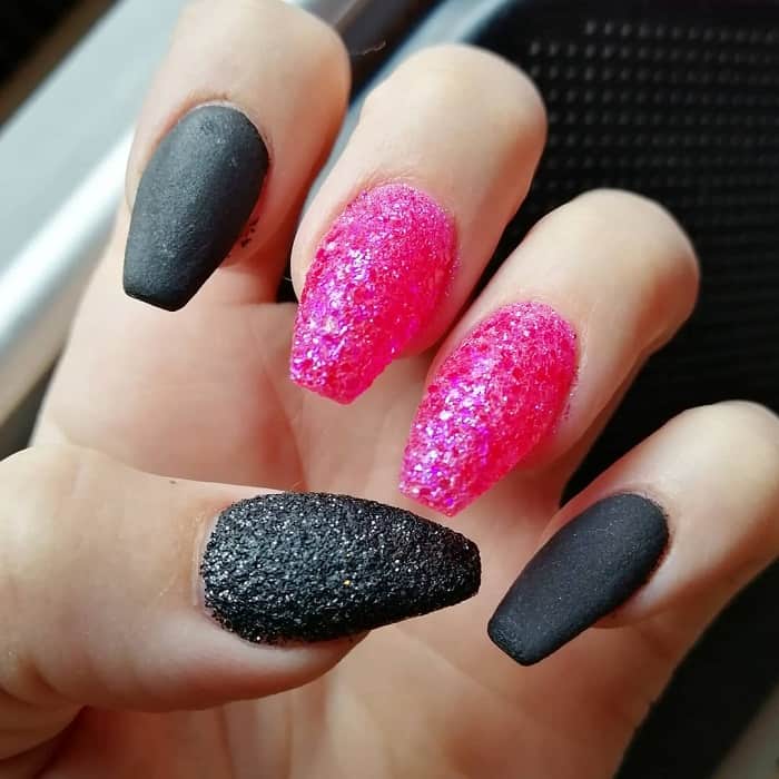hot pink and black nails 