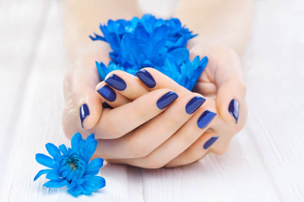 12 Inspiring Blue Acrylic Nails to Consider
