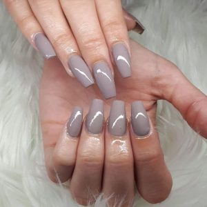 51 Glamorous Grey Nail Designs for 2024 – NailDesignCode