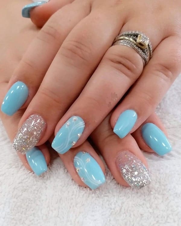 35 Light Blue Nails You Ll Fall In Love With Naildesigncode