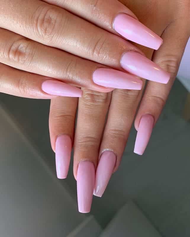Nude pink nails