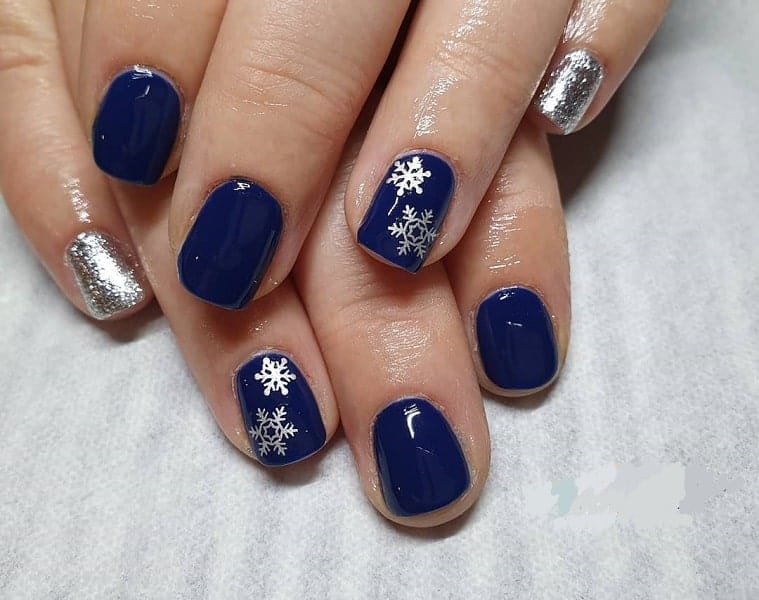 navy blue and silver nails 