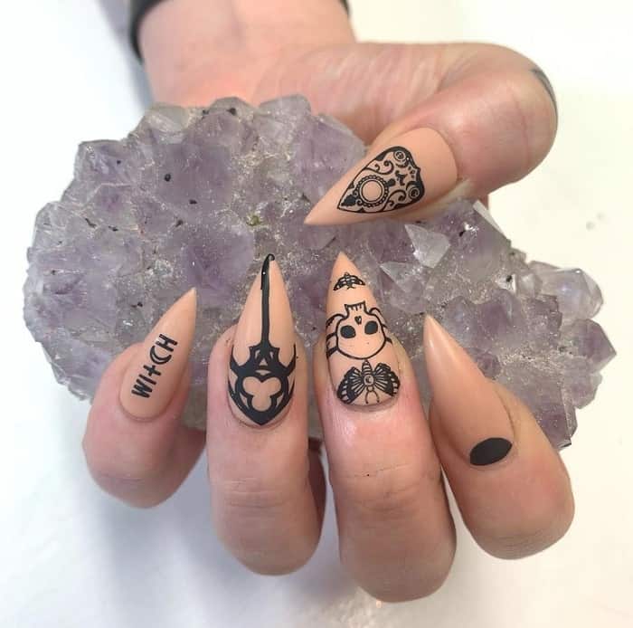 pastel goth nails