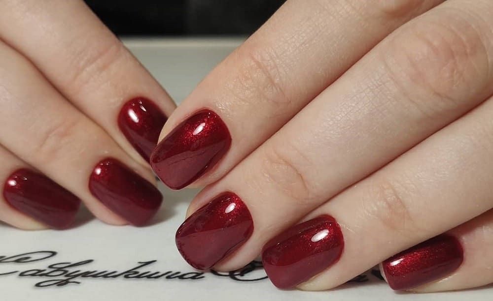 12 Fabulous Red Acrylic Nails to Copy in 2024