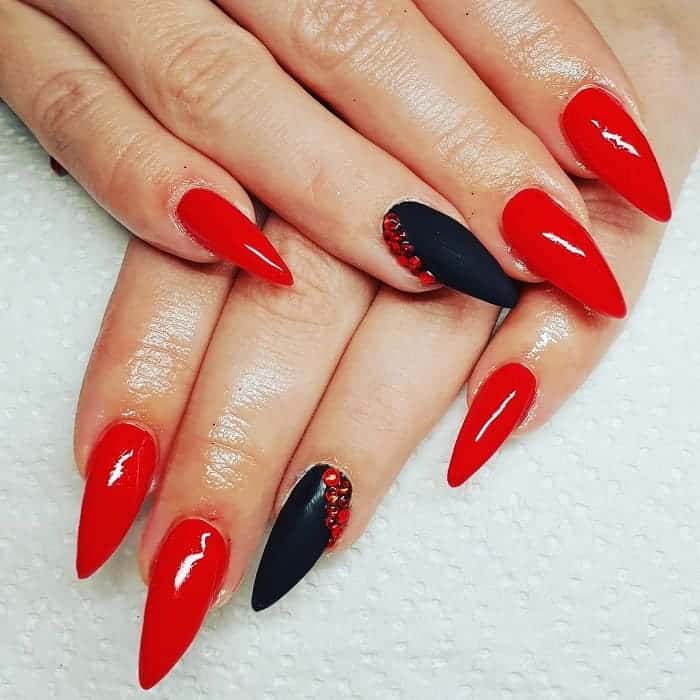 red and black stiletto nails