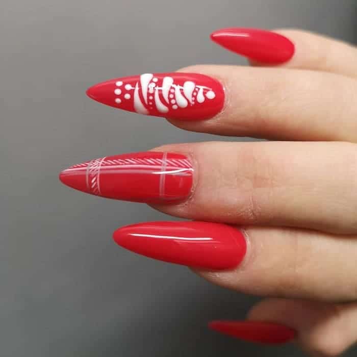 red stiletto nails for merry christmas