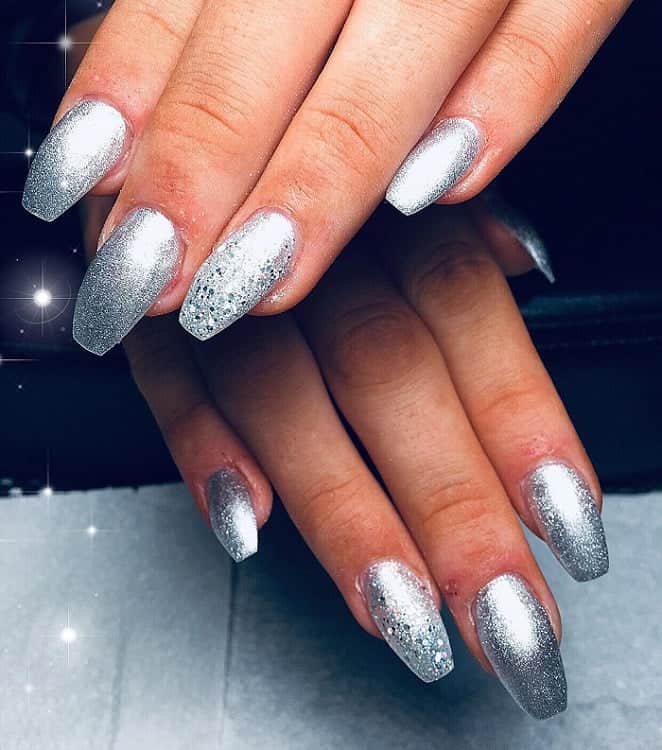 Celestial Dangles Mix / Silver  Metallic nail art, Metallic nails, Pretty  acrylic nails