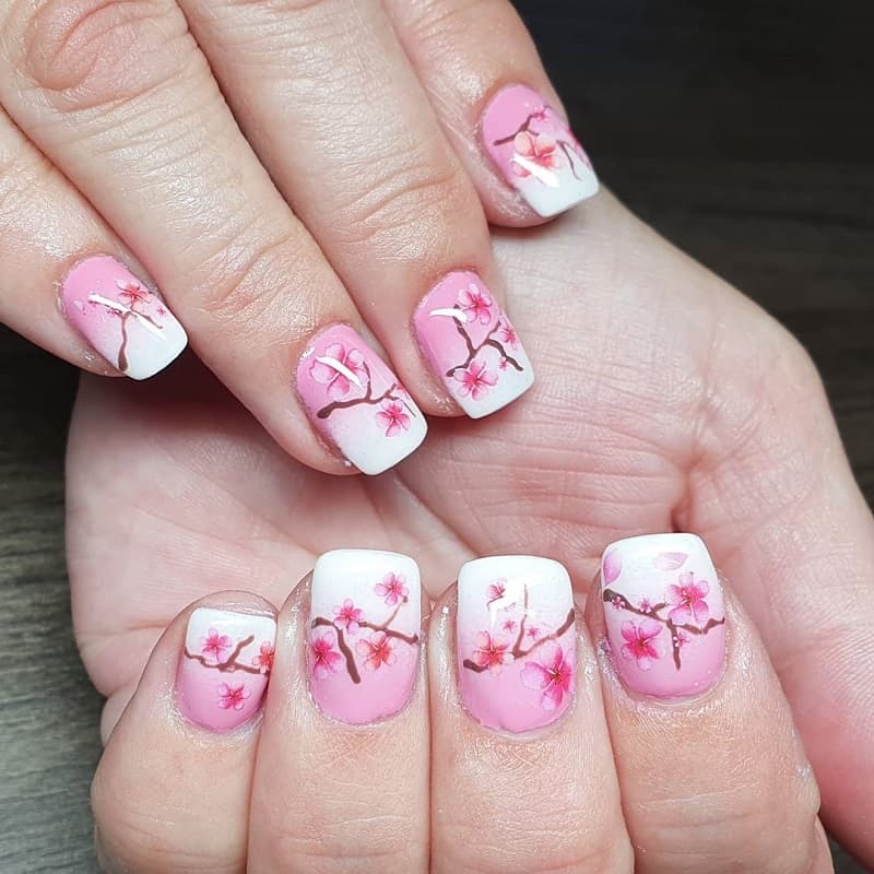 cinese cherry blossom nail