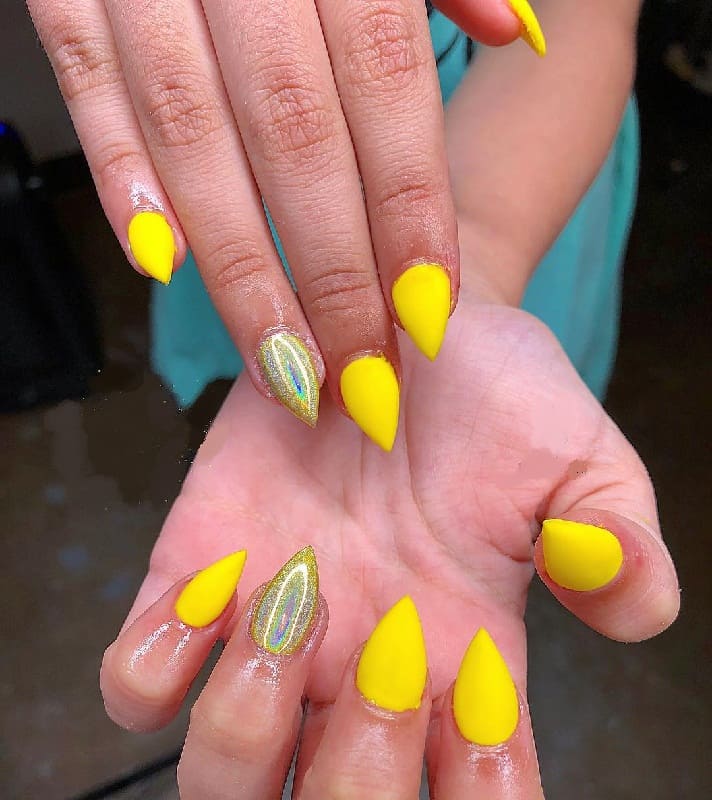 short stiletto yellow nails