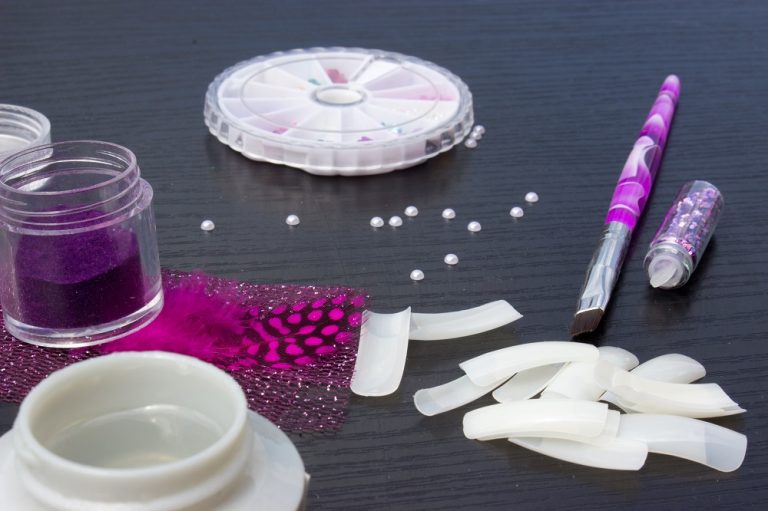 5 Best Nail Glue for Rhinestones: No More Sparkle Fallings!