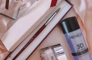 How to Clean and Restore Acrylic Nail Brushes Correctly
