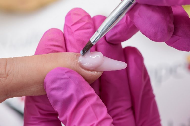 How to Fill Acrylic Nails Like A Professional