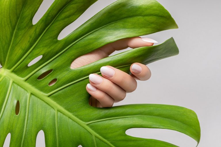 How To Get Oval-Shaped Nails in 3 Easy Steps