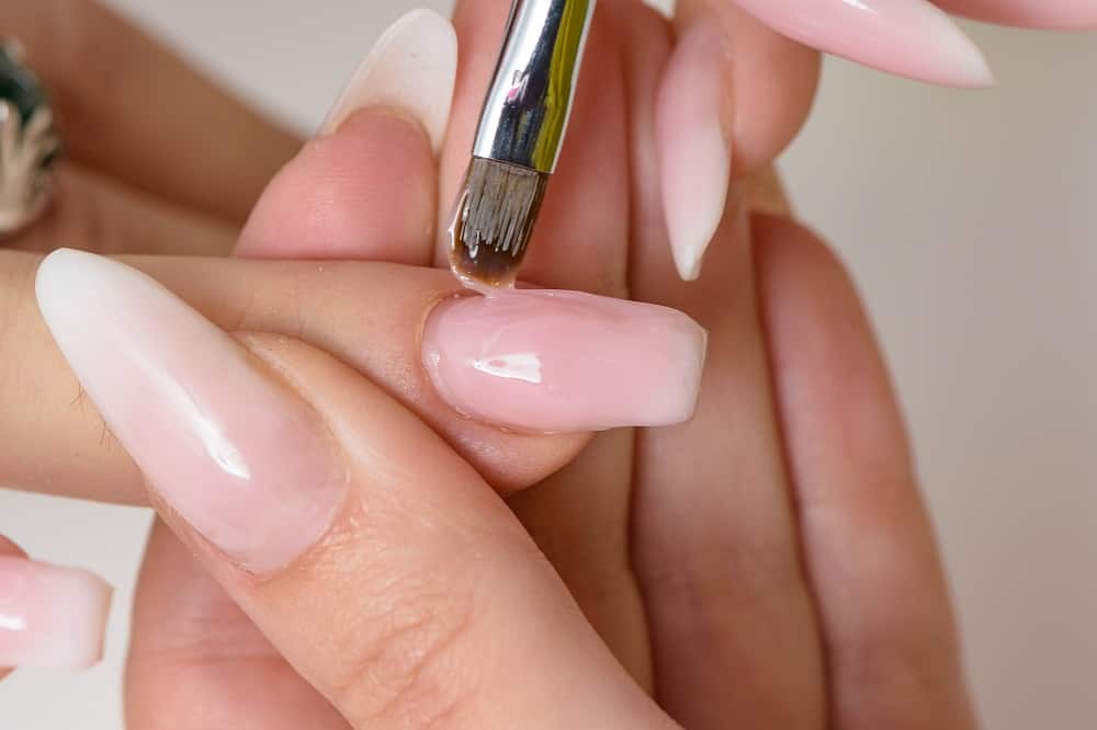 how-to-fill-in-gel-nails-easiest-way-explained-naildesigncode