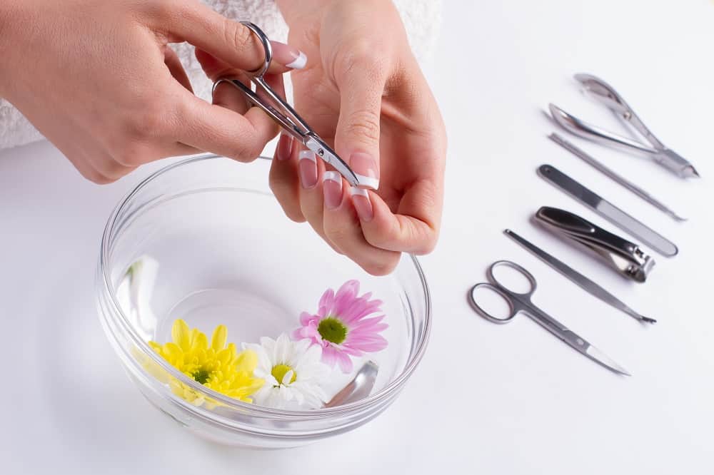 Trimming nail length to shape square nails